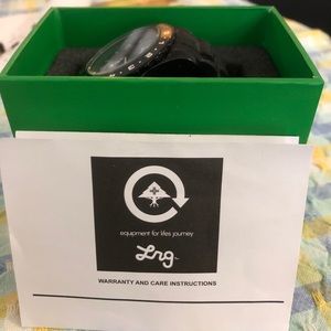 LrG Black men’s sports watch